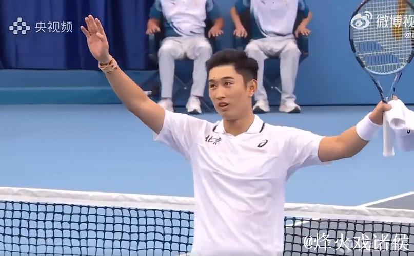 全运会-商竣程2-1击败布云朝克特 挺进男单四强